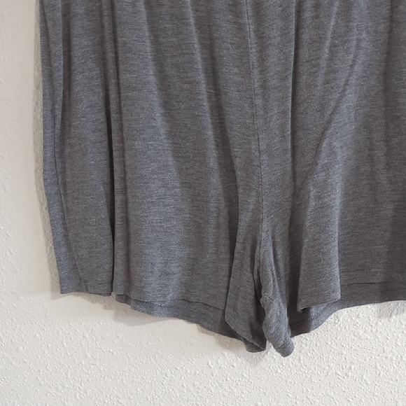 Skims Gray Sleep Shorts - Size Large - Picture 3 of 7